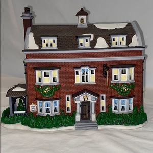 Dept 56 Gad’s Hill Place 6th Ed. Dickens Village